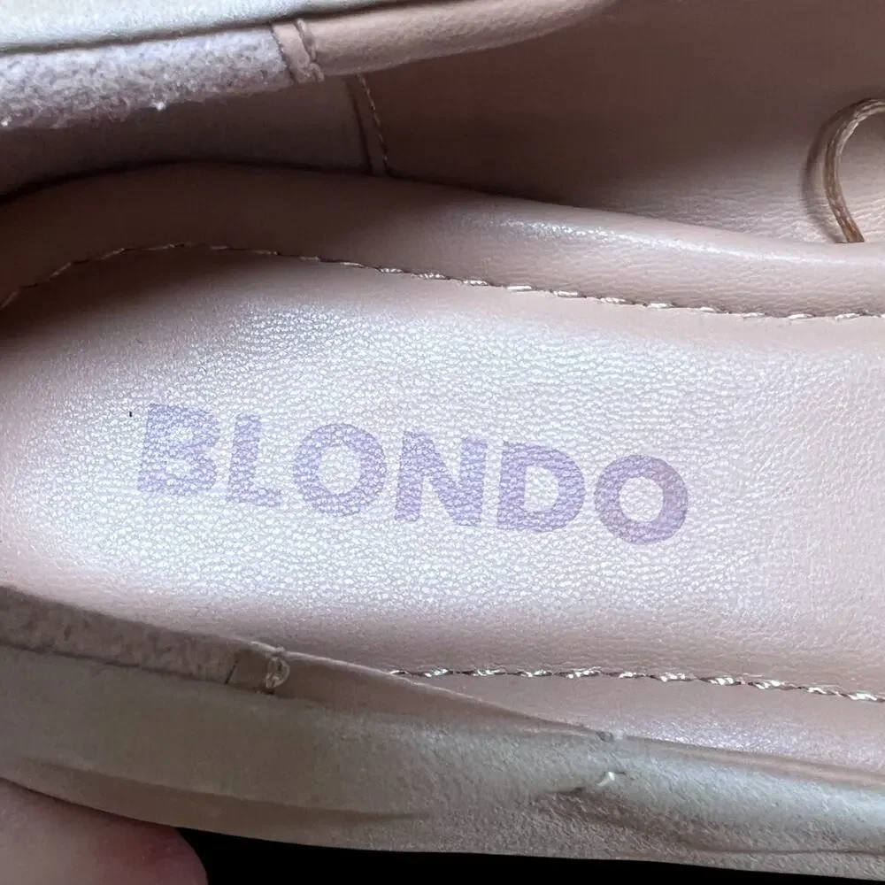 BLONDO Jannet J.Jill Women's 7 Sand Flats Ballet Leather Water Resistant Comfort